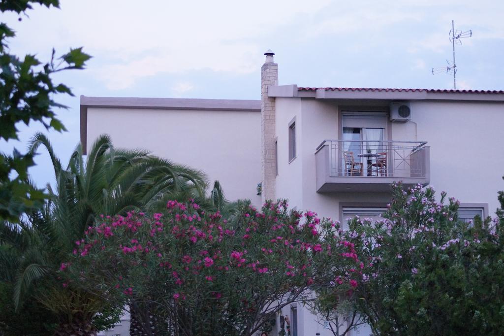 Ferienwohnung Palatino Áfitos Exterior foto