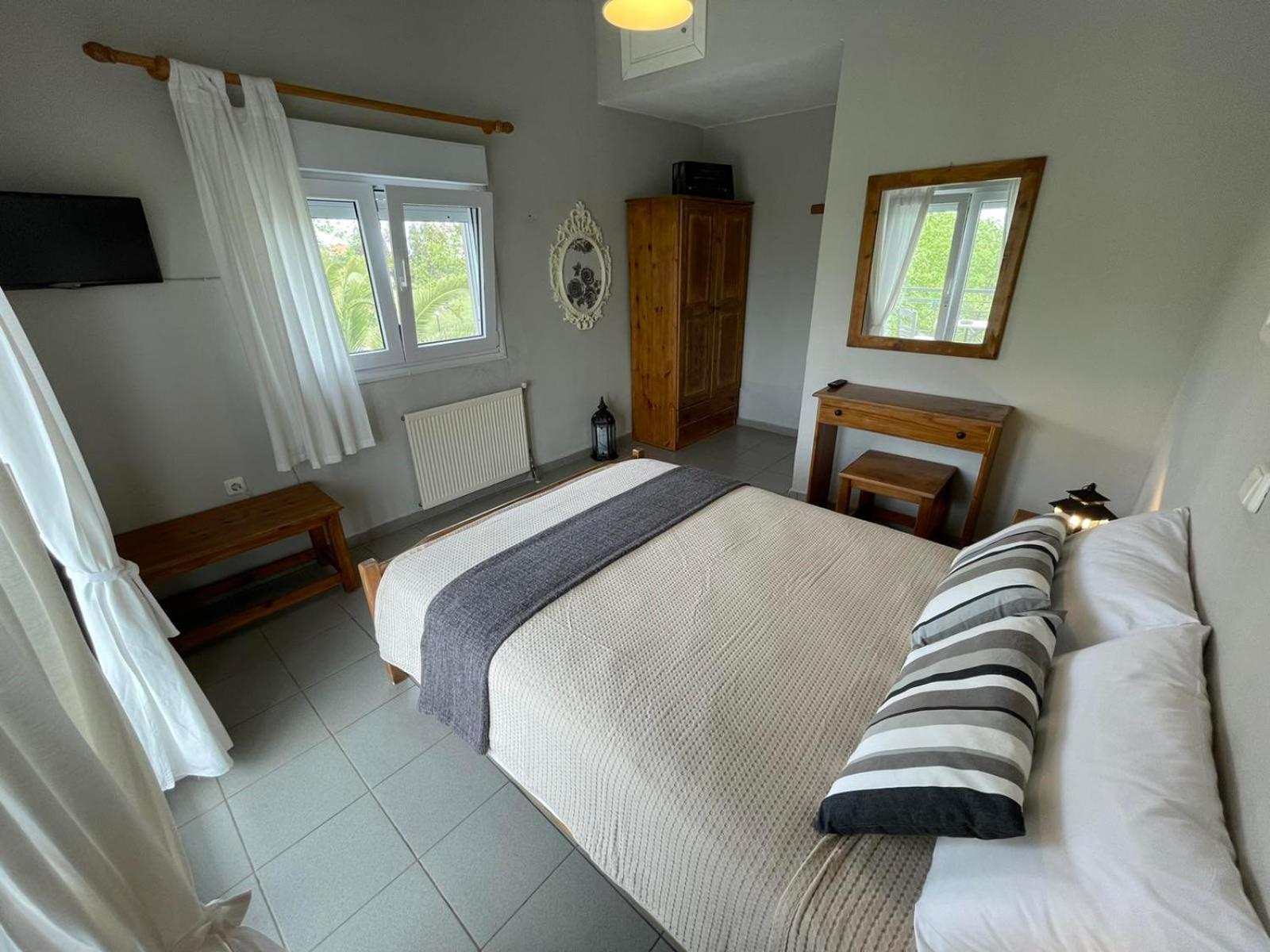 Ferienwohnung Palatino Áfitos Zimmer foto